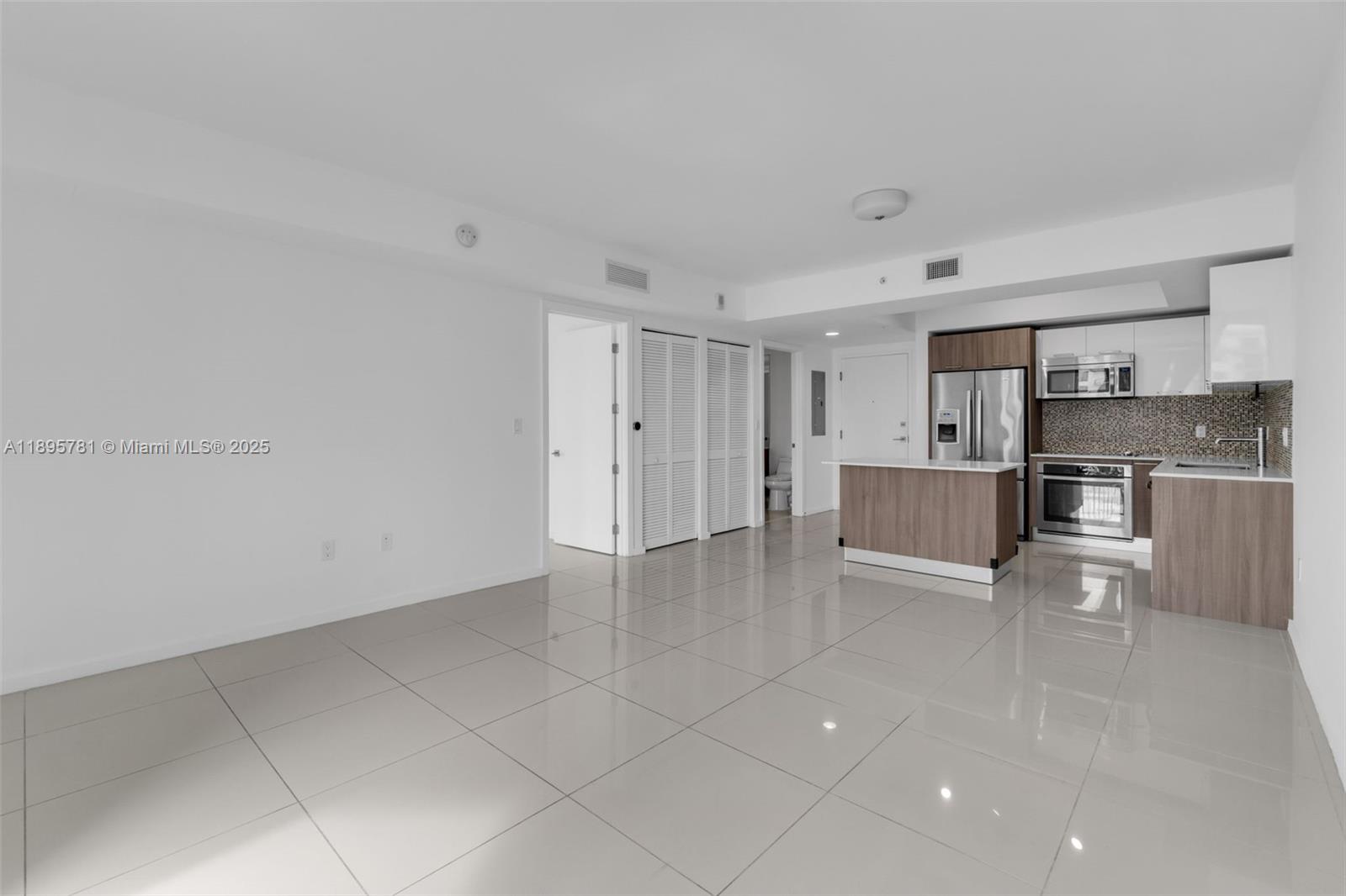 5252 NW 85th Ave #1505 Doral, FL 33166