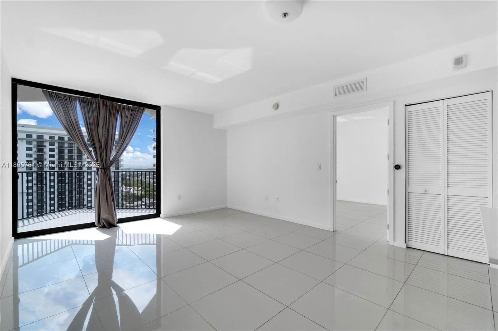 5252 NW 85th Ave #1505 Doral, FL 33166