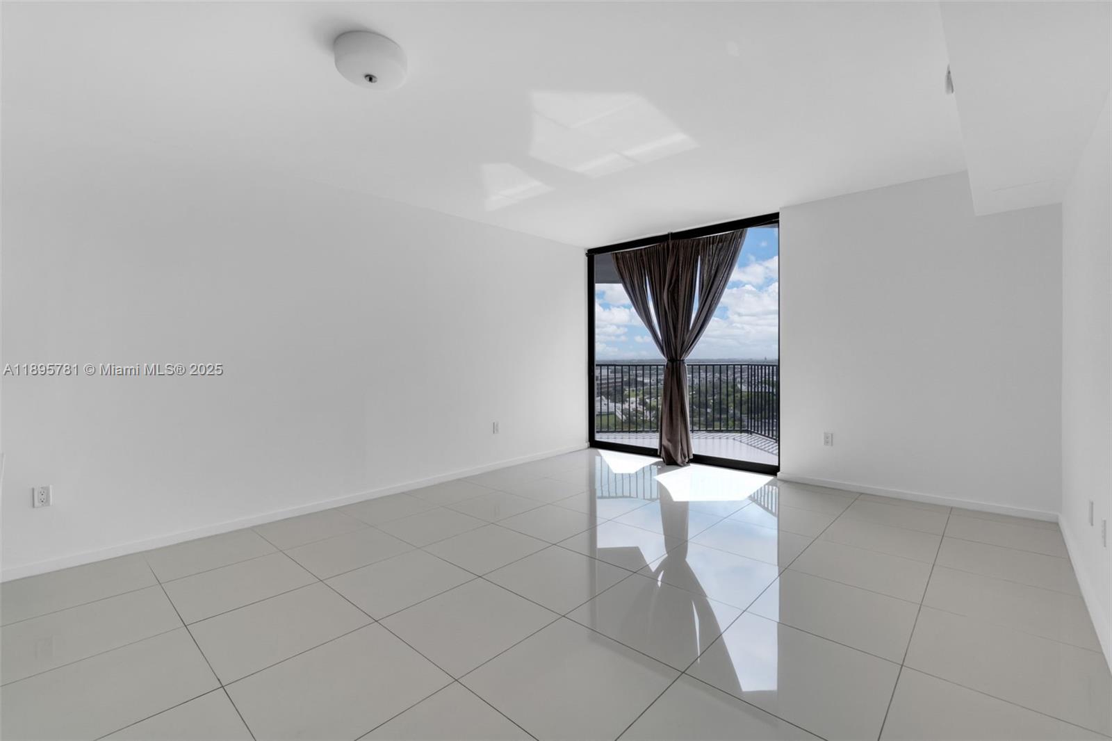 5252 NW 85th Ave #1505 Doral, FL 33166