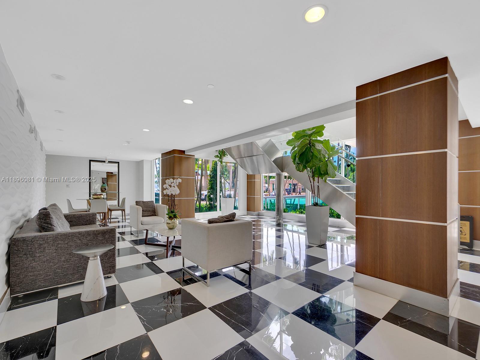 image 1800 Club Condo26