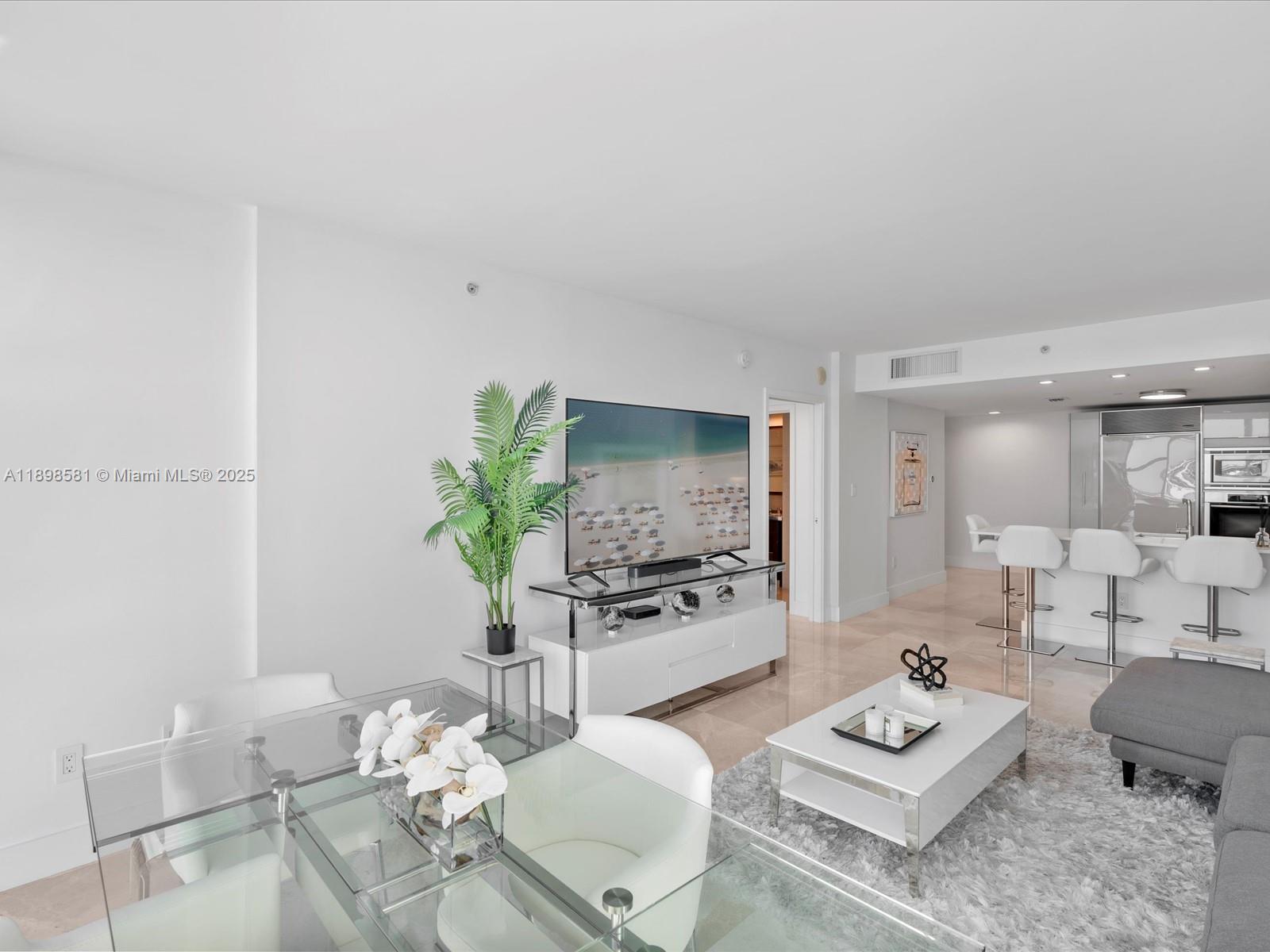 image Carillon Miami Beach11