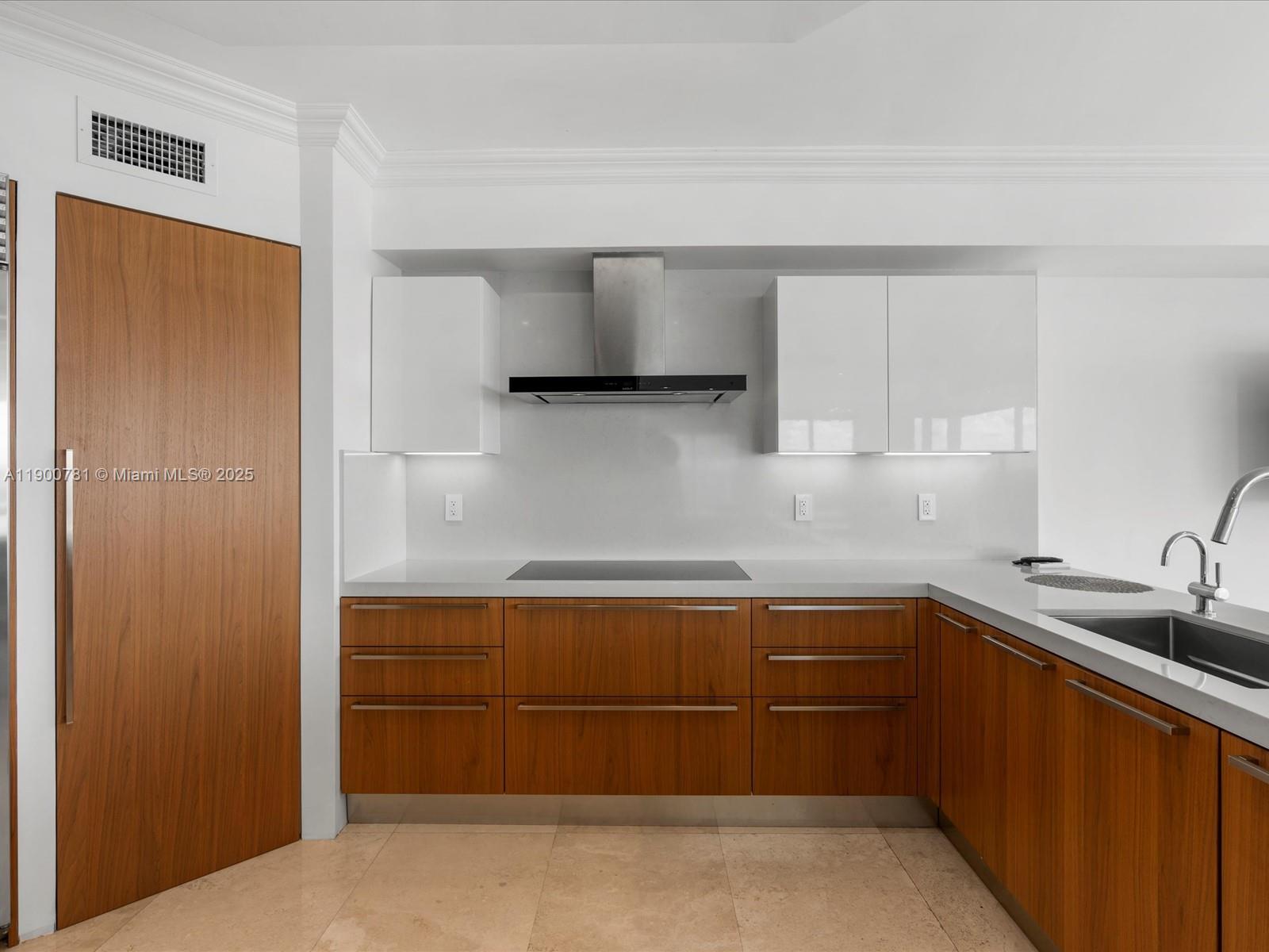 3370 Hidden Bay Dr #3113 Aventura, FL 33180