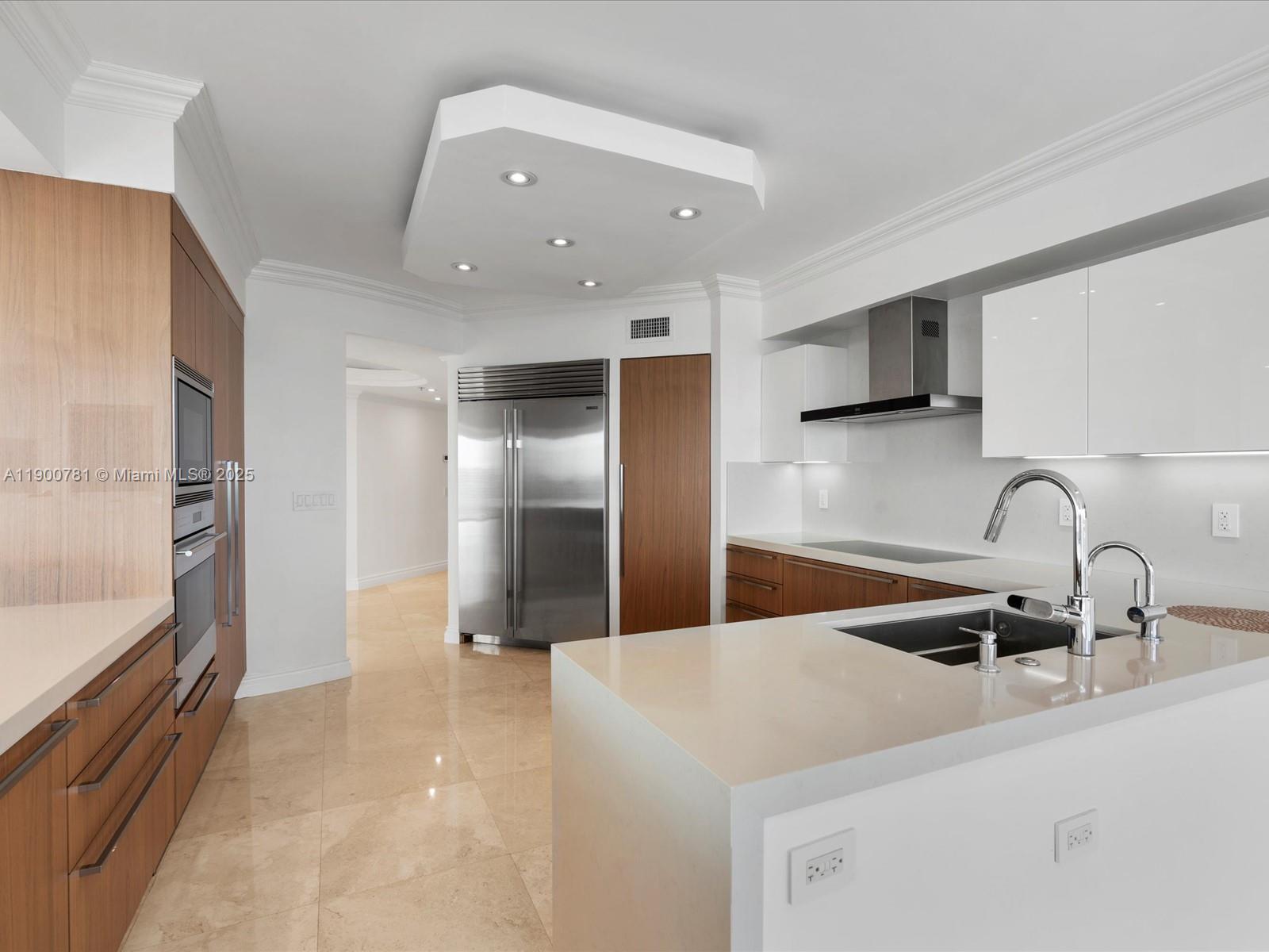 3370 Hidden Bay Dr #3113 Aventura, FL 33180