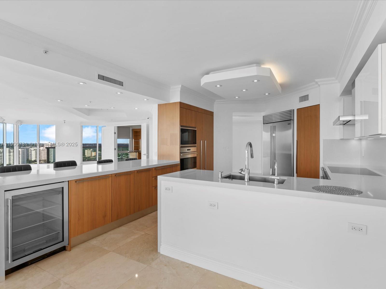 3370 Hidden Bay Dr #3113 Aventura, FL 33180