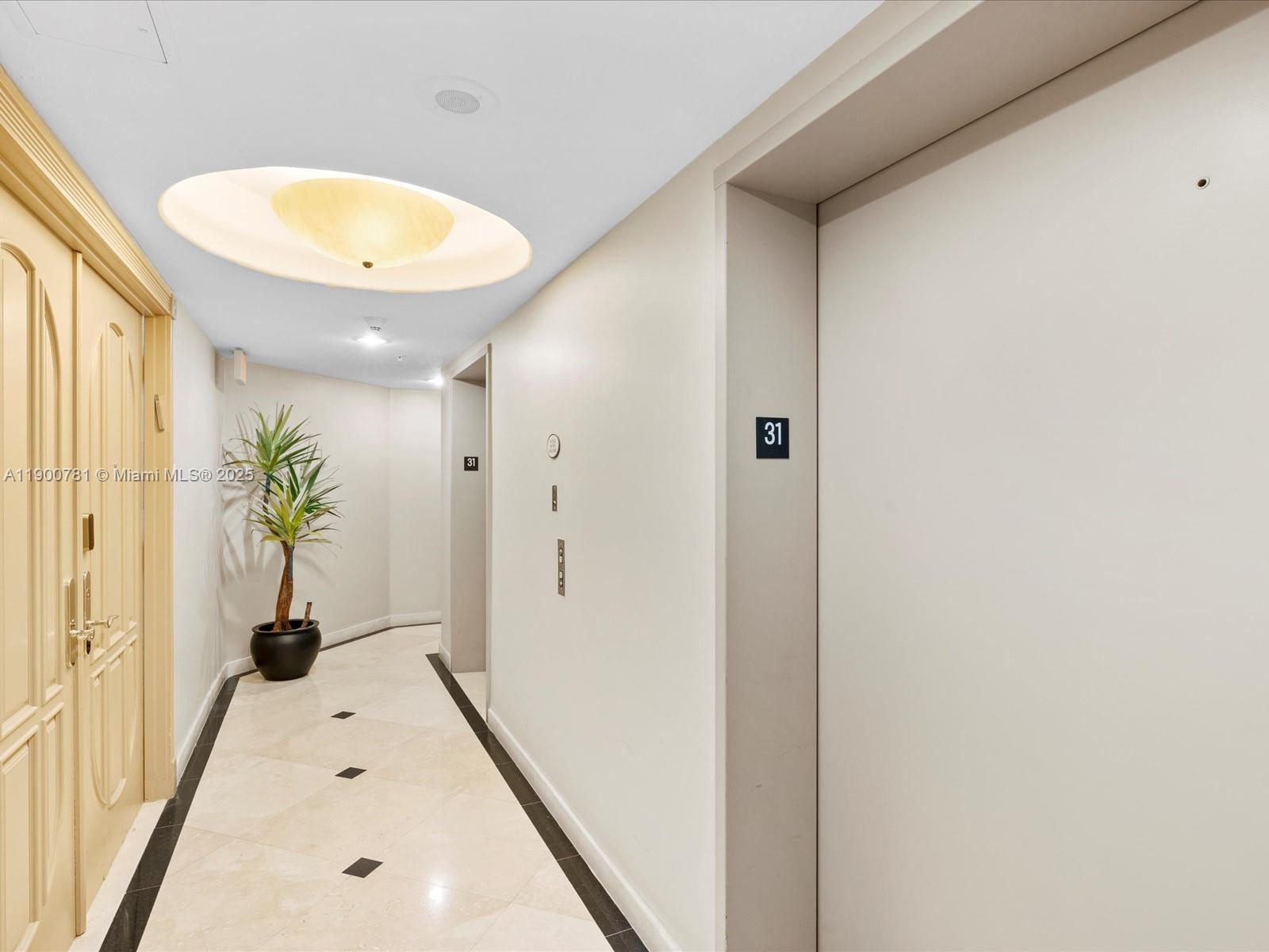 3370 Hidden Bay Dr #3113 Aventura, FL 33180