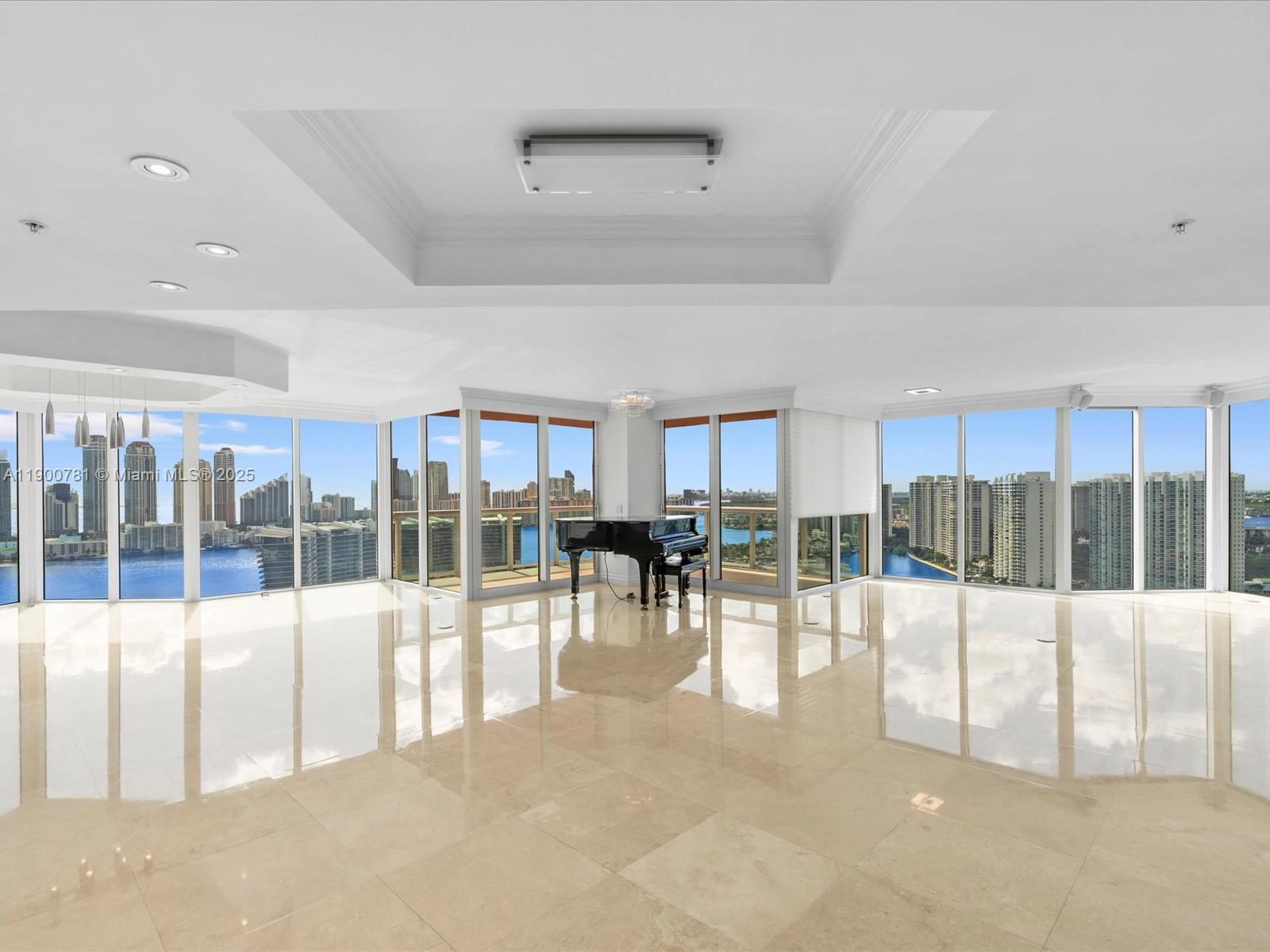 3370 Hidden Bay Dr #3113 Aventura, FL 33180