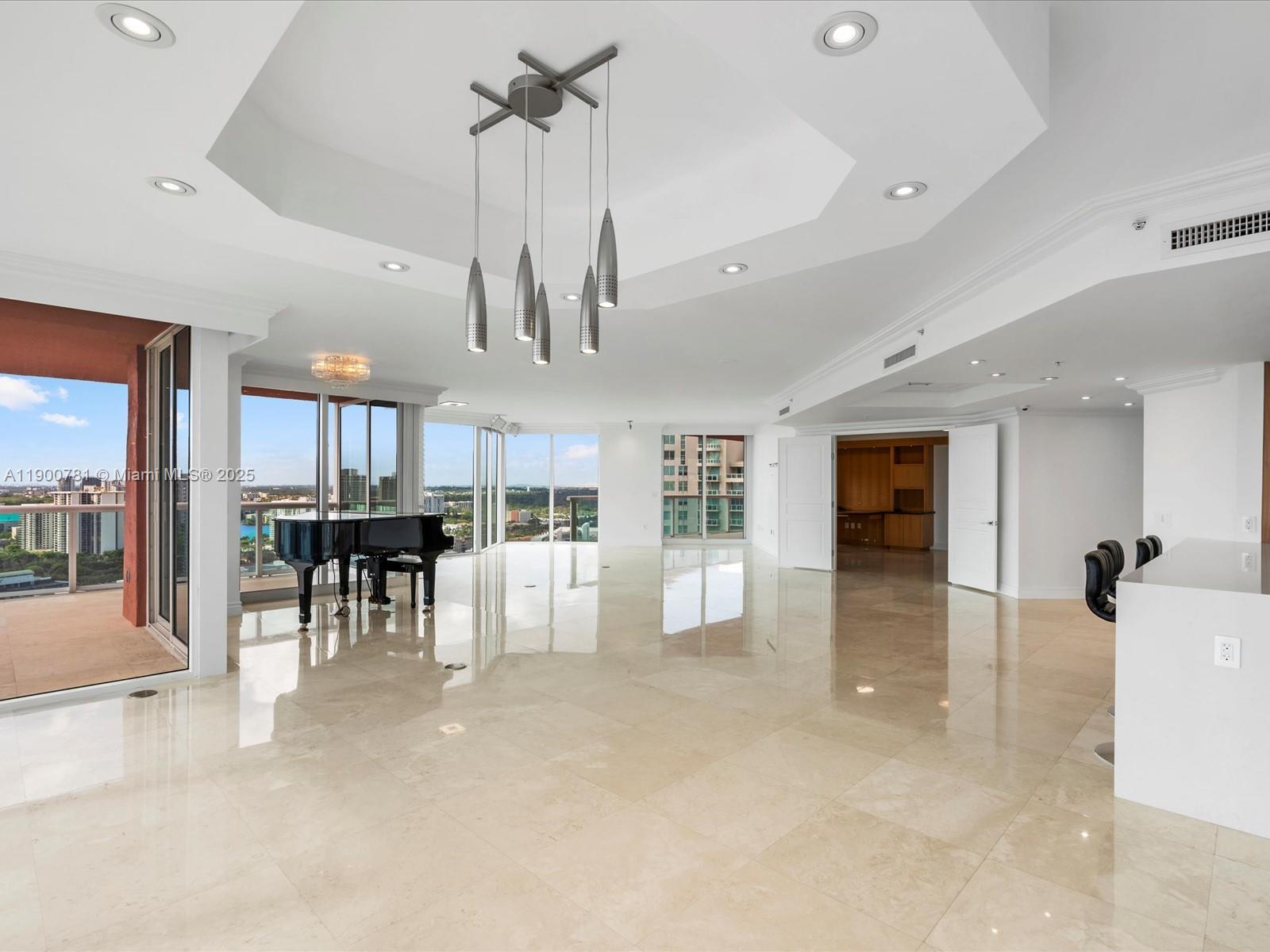 3370 Hidden Bay Dr #3113 Aventura, FL 33180