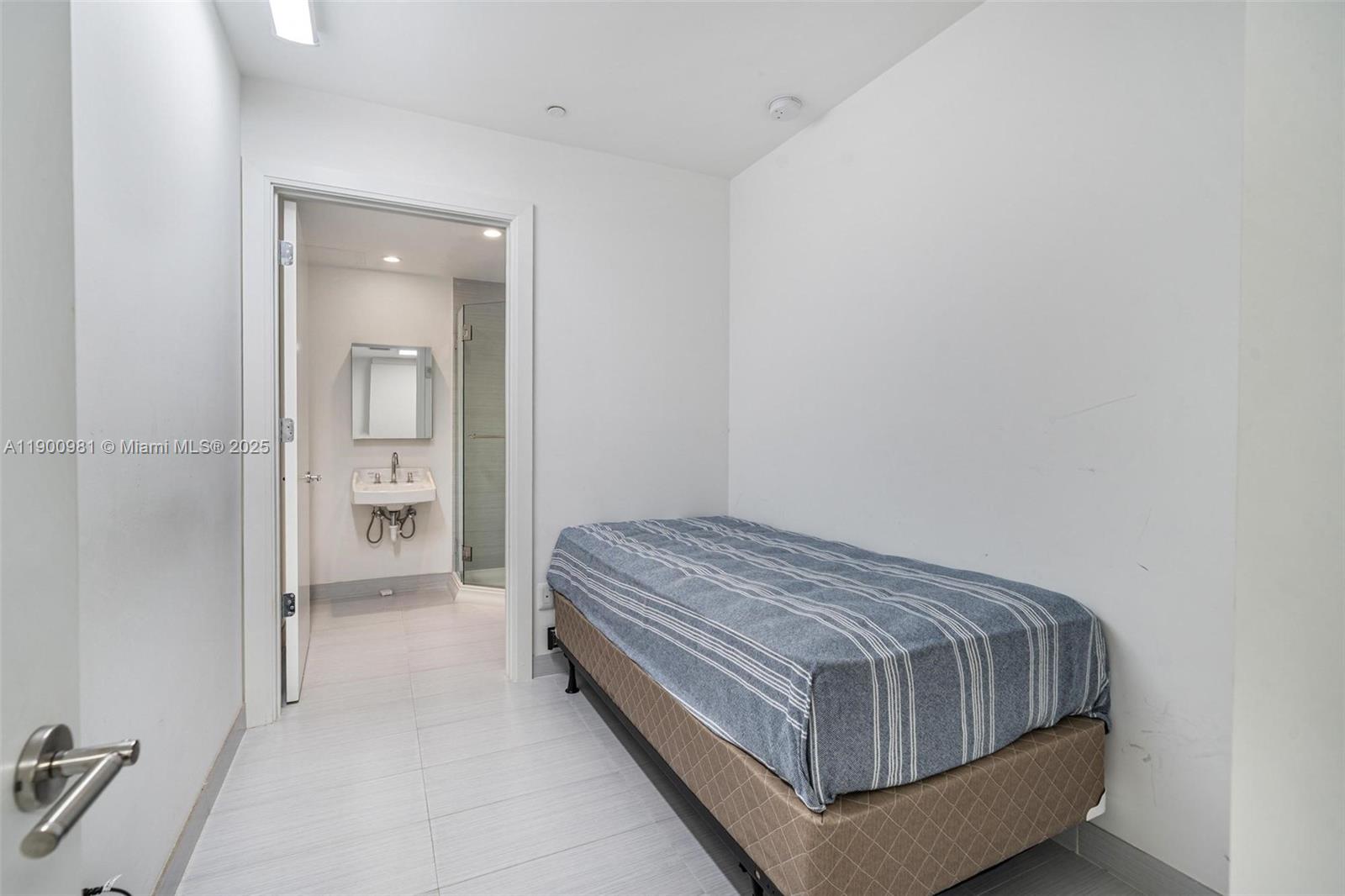 9349 Collins Ave #503 Surfside, FL 33154