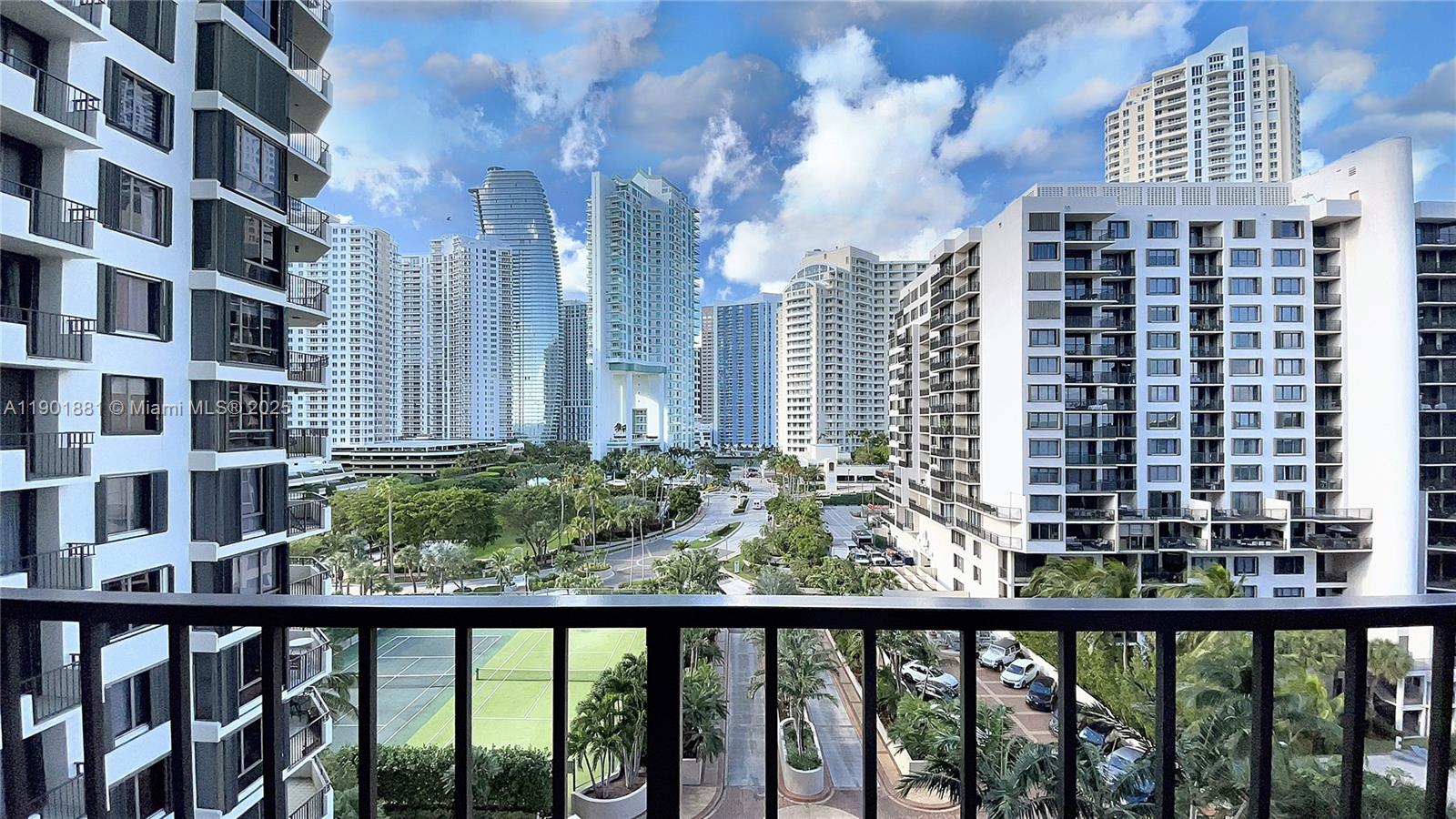 520 Brickell Key Dr #A1010 Miami, FL 33131 520 Brickell Key Dr #A1010 Miami, FL 33131