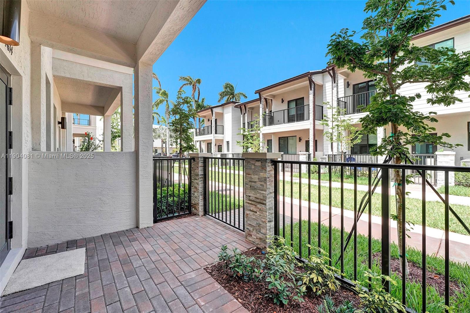 4614 NW 83rd Path #. Doral, FL 33166