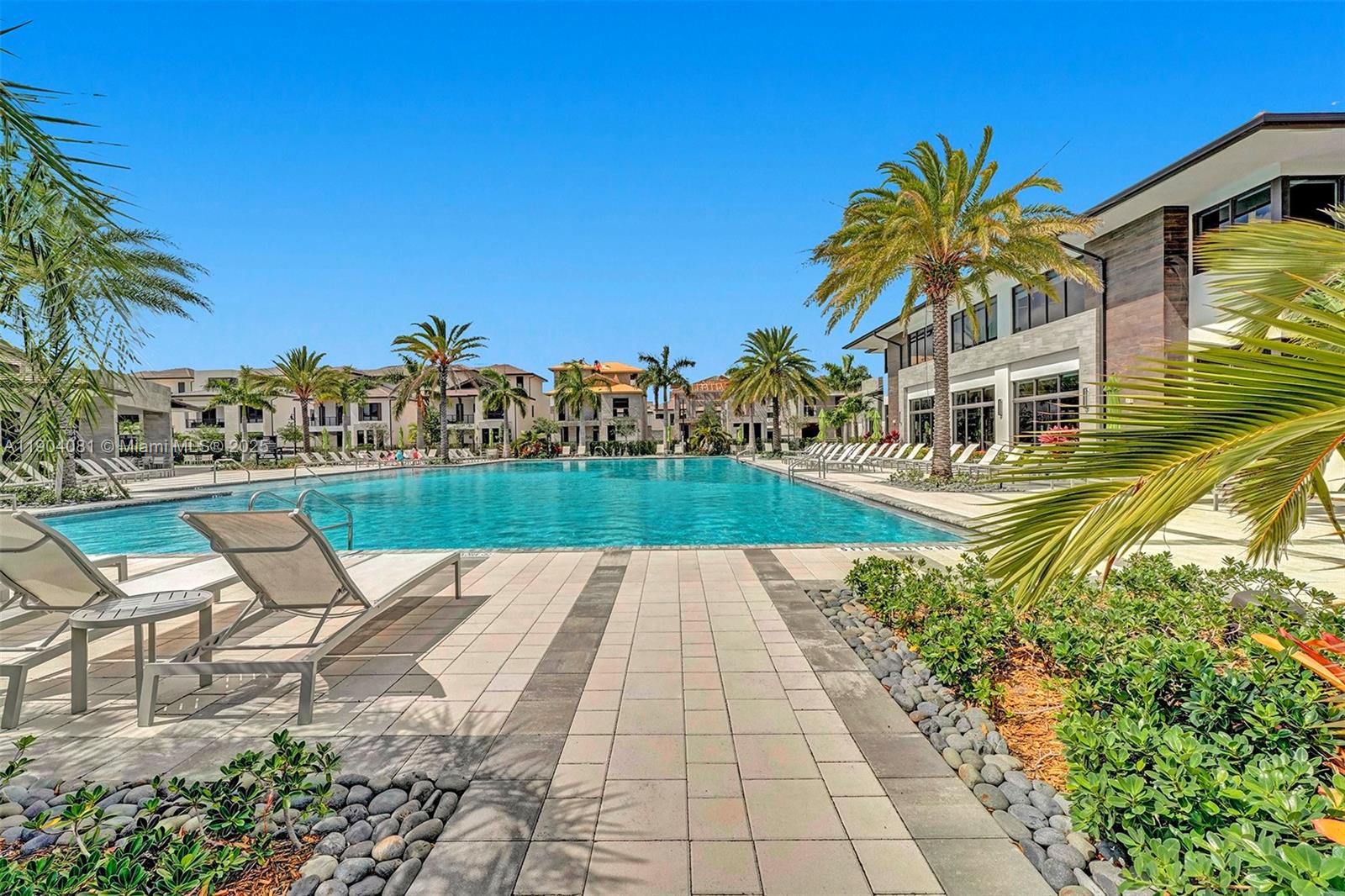 4614 NW 83rd Path #. Doral, FL 33166