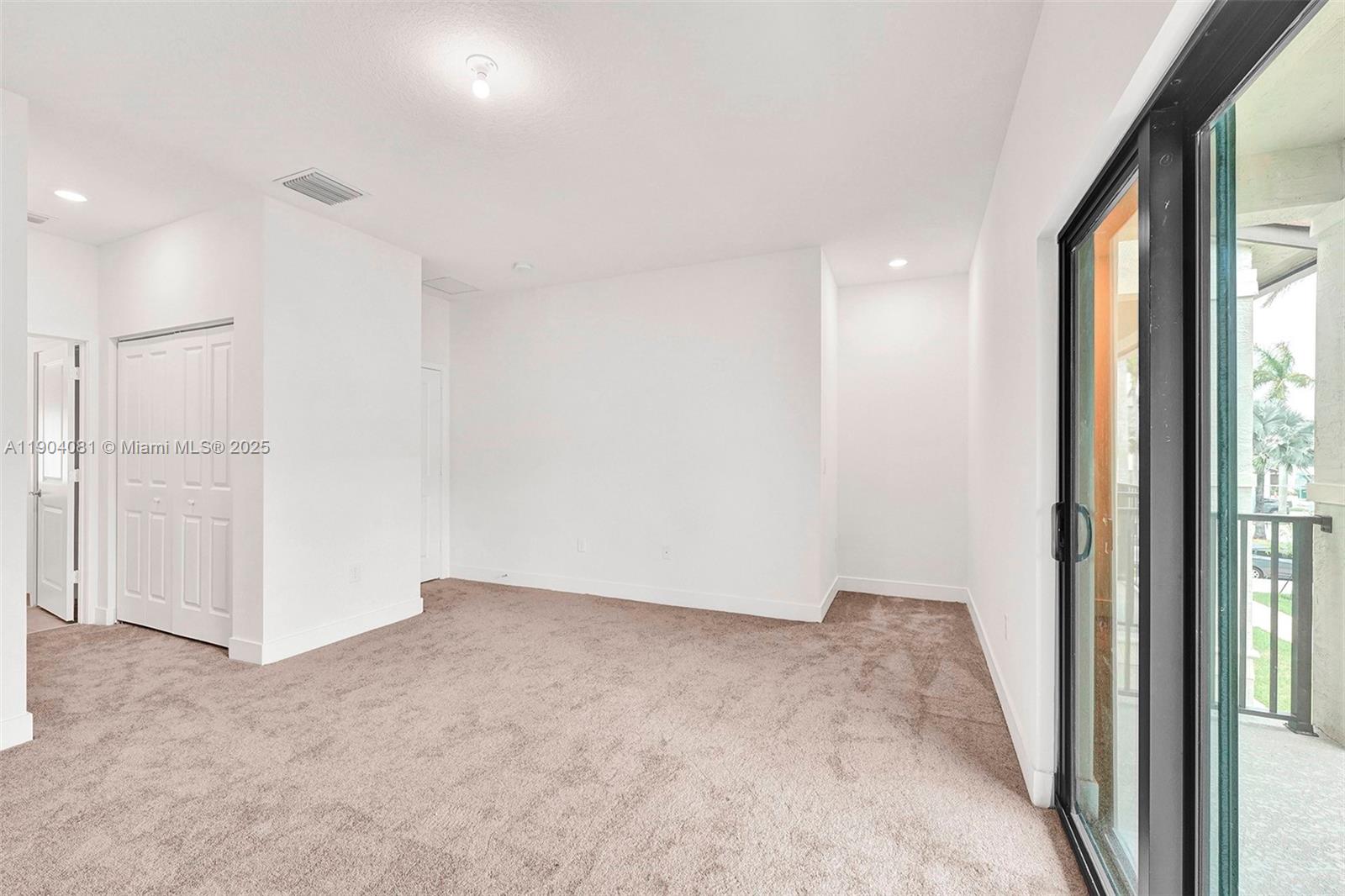 4614 NW 83rd Path #. Doral, FL 33166