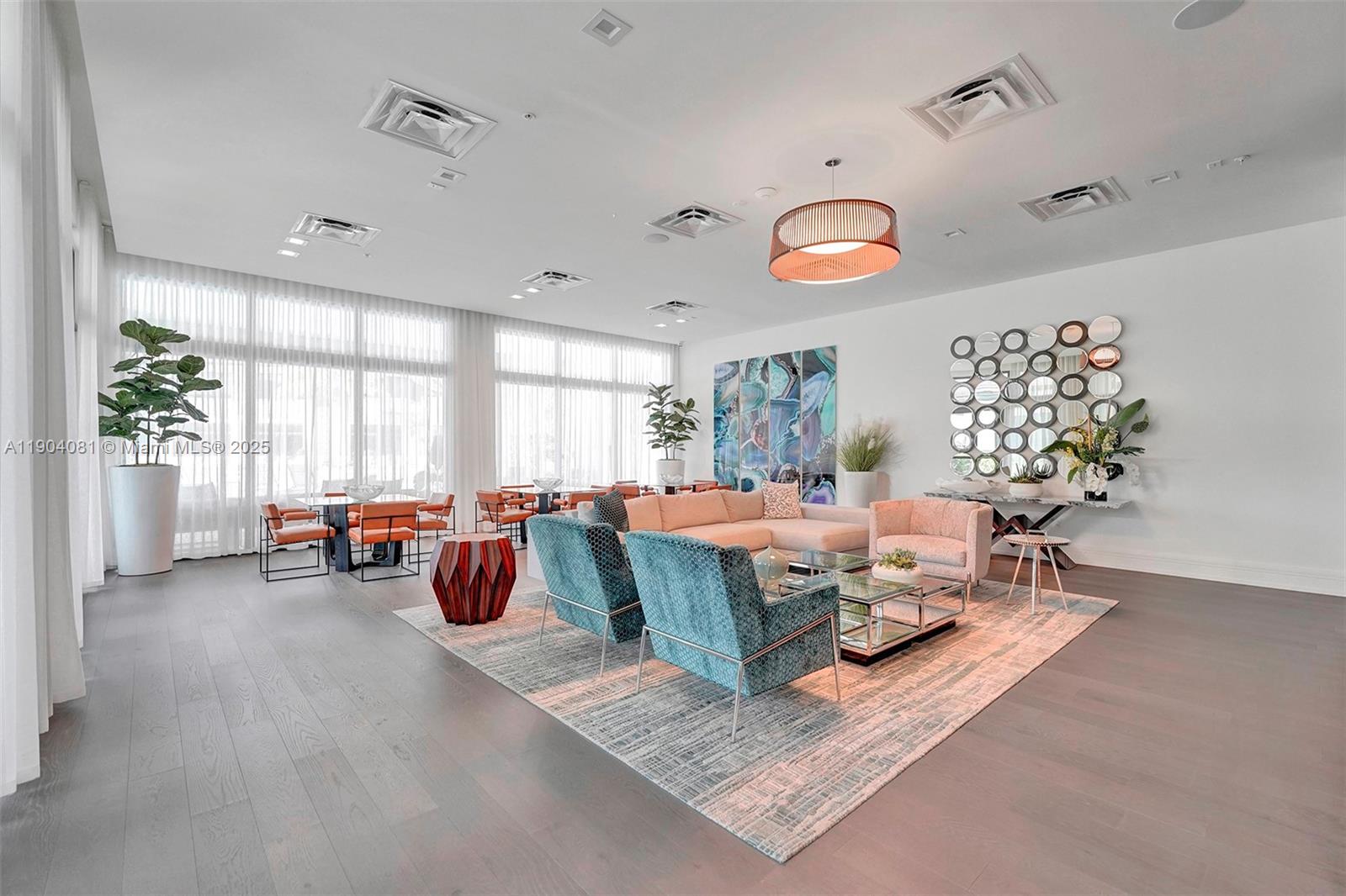 4614 NW 83rd Path #. Doral, FL 33166