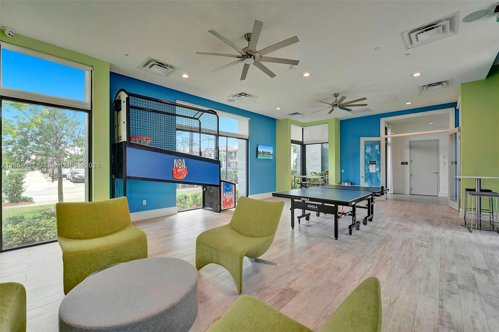 4614 NW 83rd Path #. Doral, FL 33166