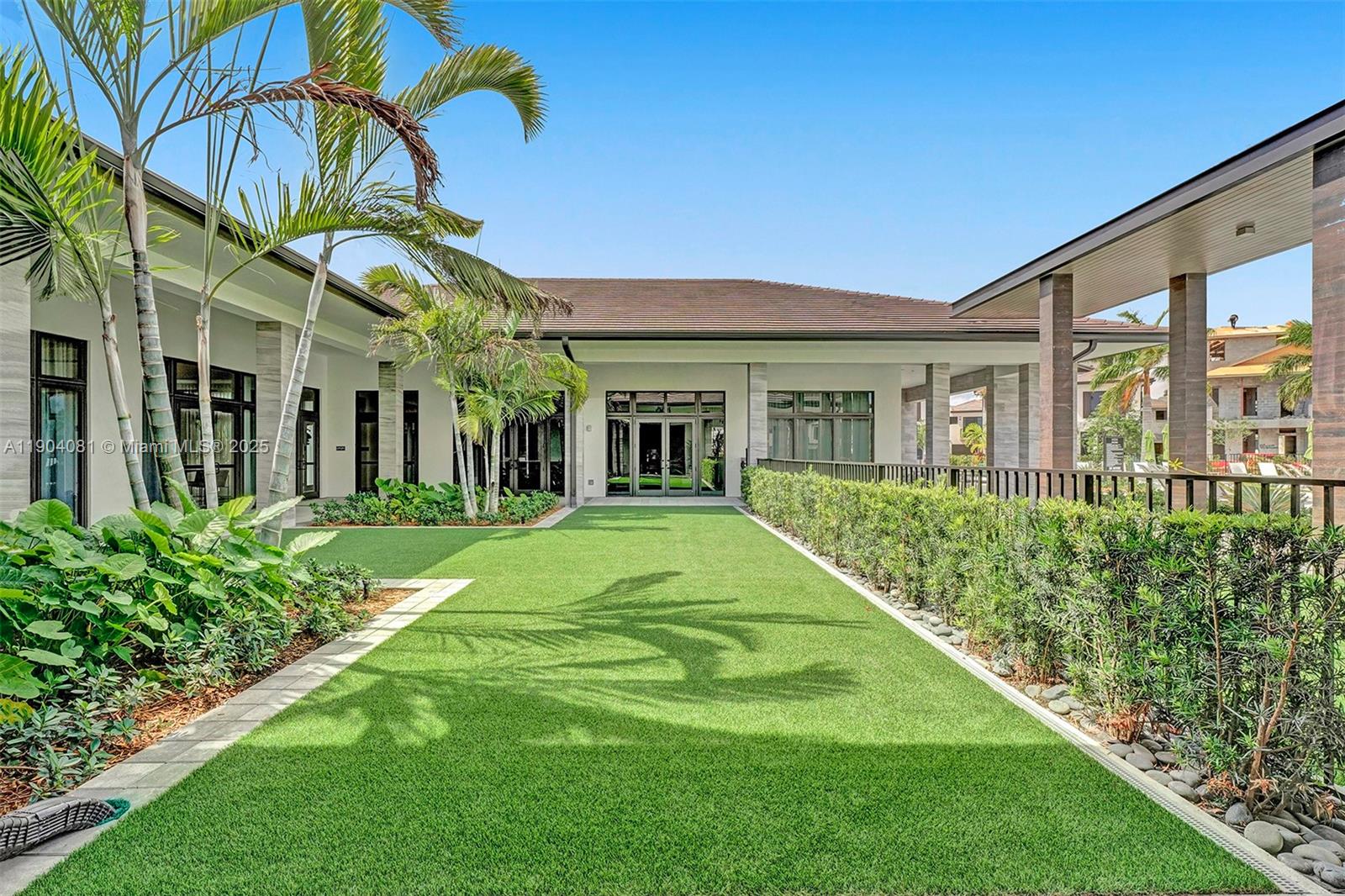 4614 NW 83rd Path #. Doral, FL 33166