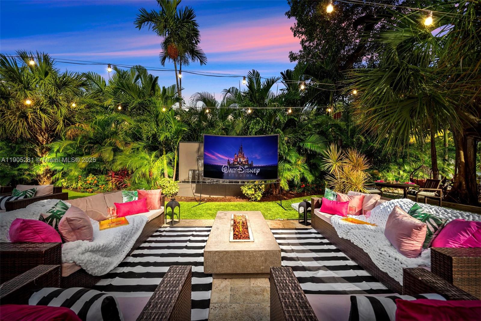 11 Sylvan Ln Fort Lauderdale, FL 33316