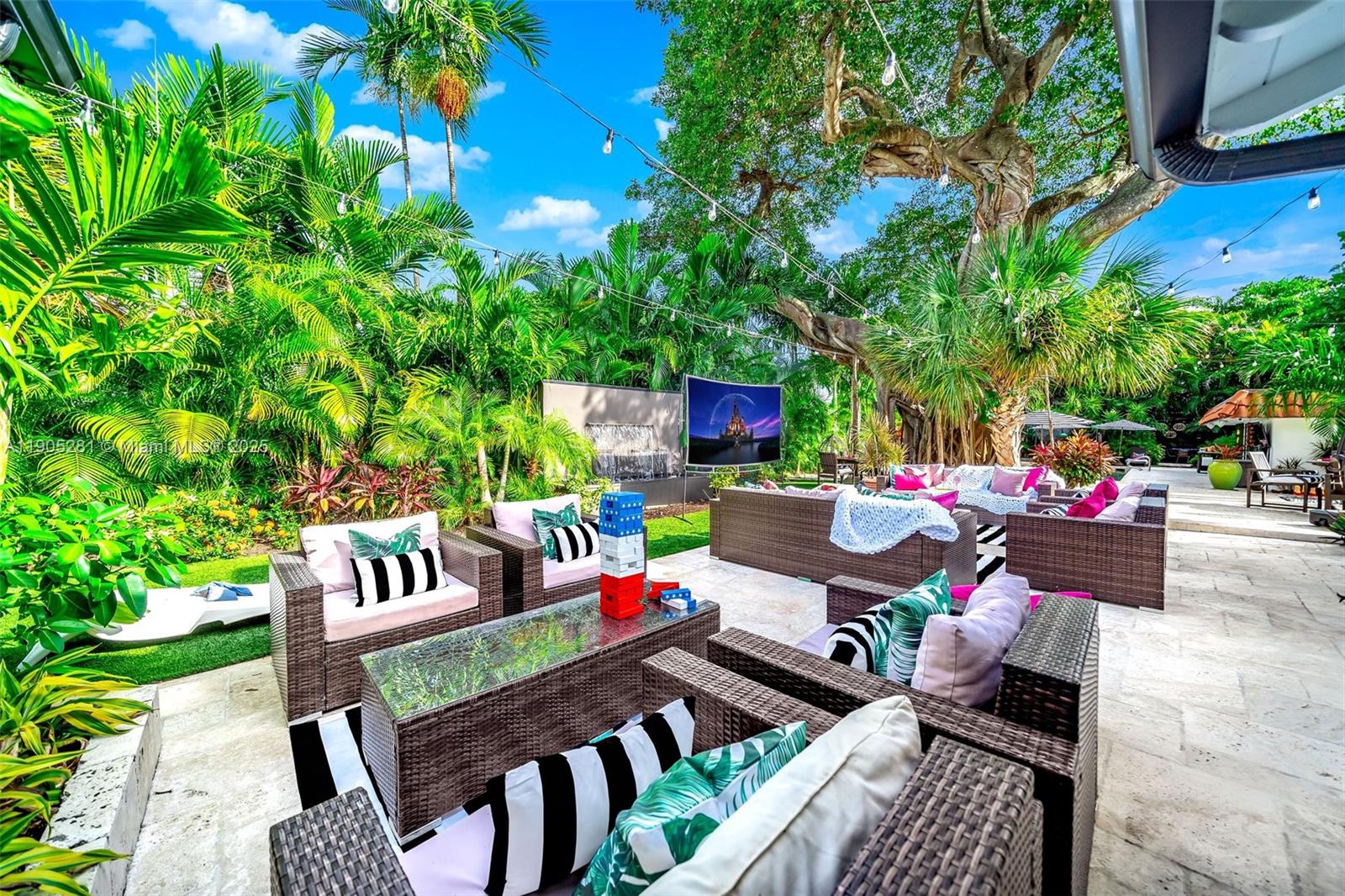 11 Sylvan Ln Fort Lauderdale, FL 33316