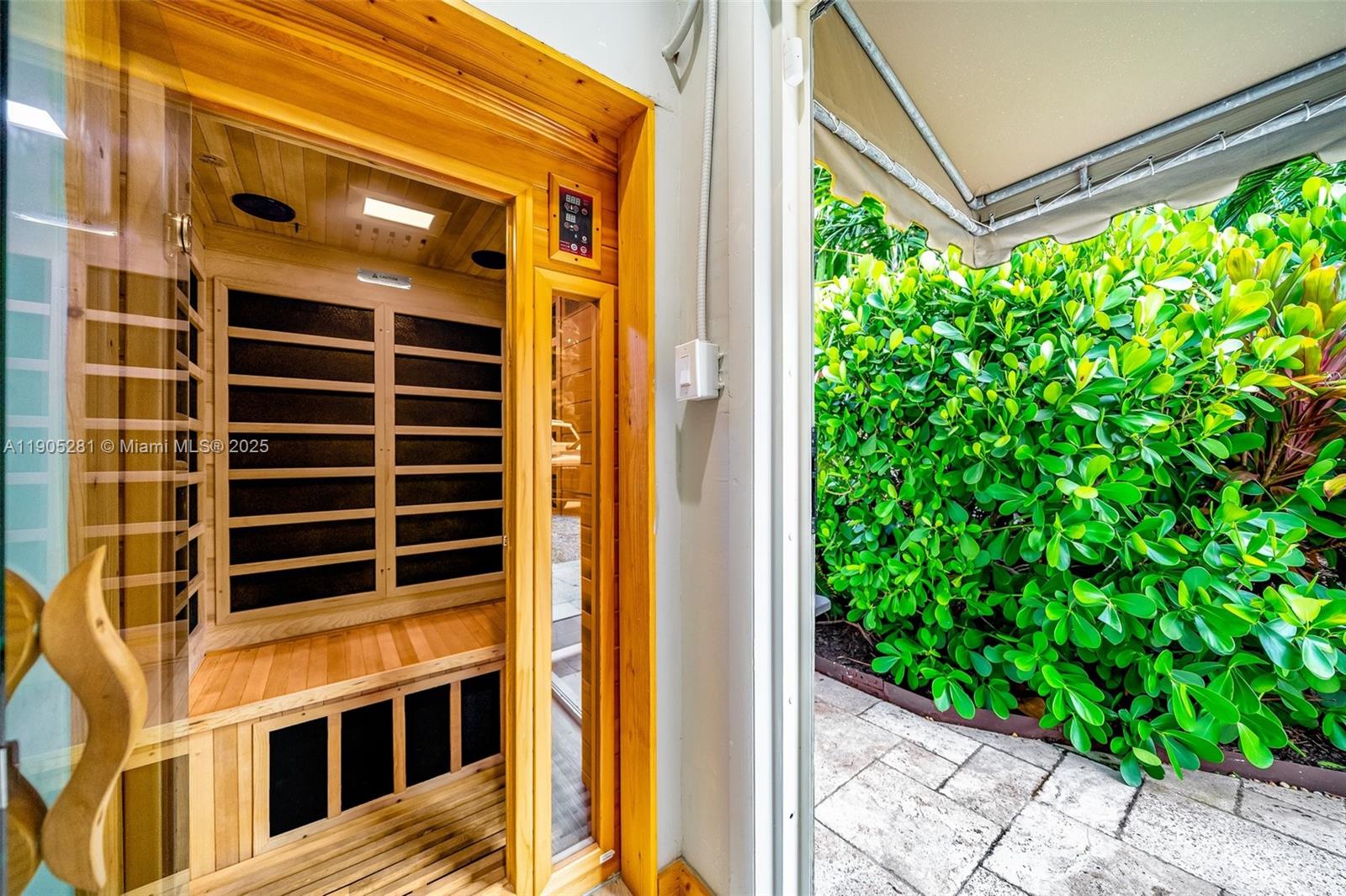 11 Sylvan Ln Fort Lauderdale, FL 33316