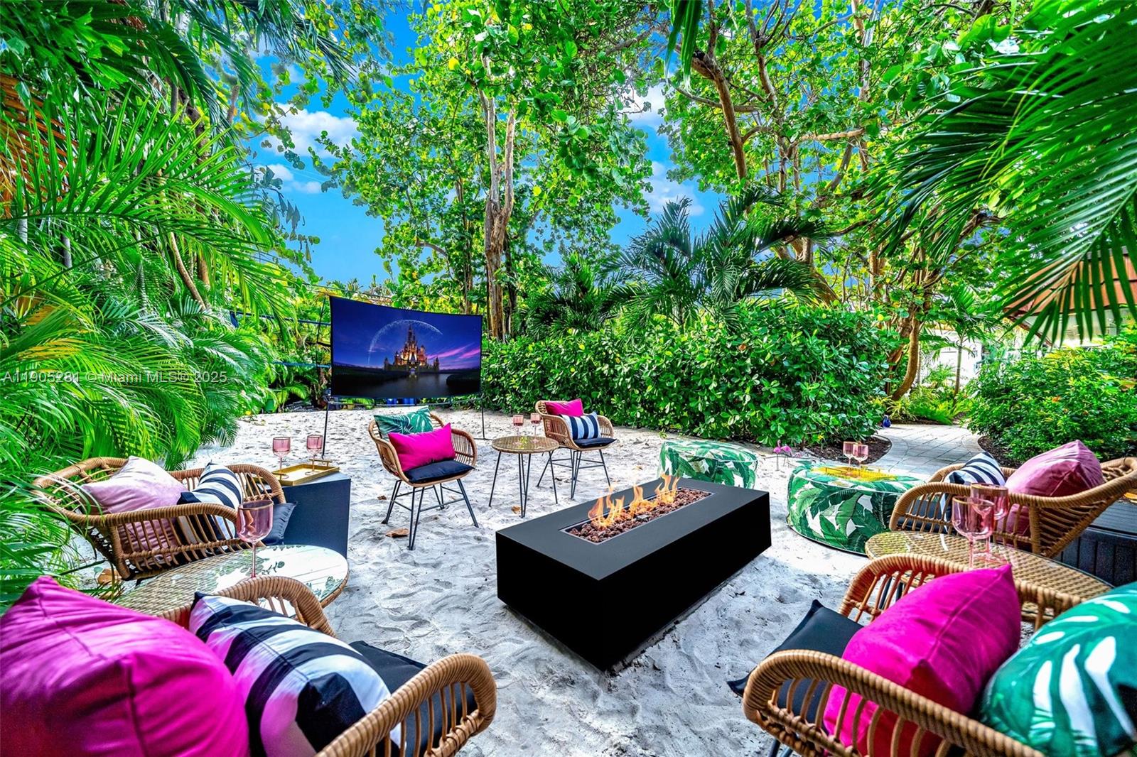 11 Sylvan Ln Fort Lauderdale, FL 33316