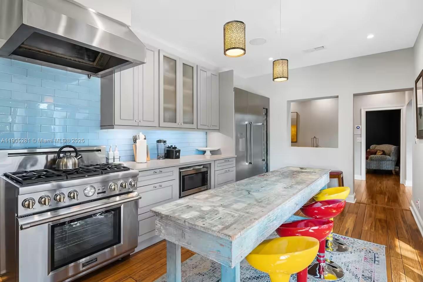 11 Sylvan Ln Fort Lauderdale, FL 33316