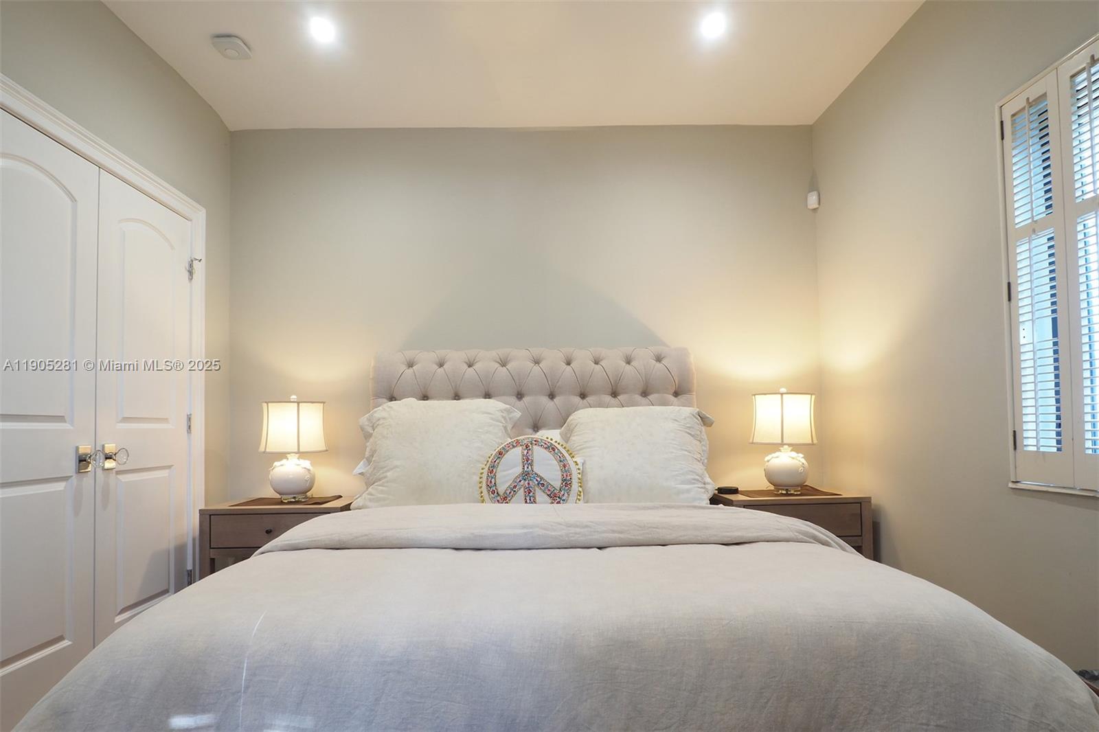 11 Sylvan Ln Fort Lauderdale, FL 33316