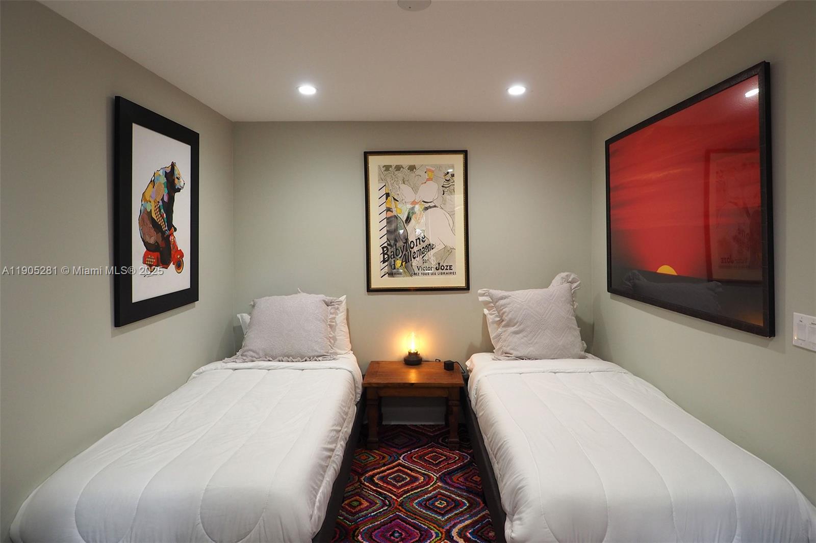 11 Sylvan Ln Fort Lauderdale, FL 33316