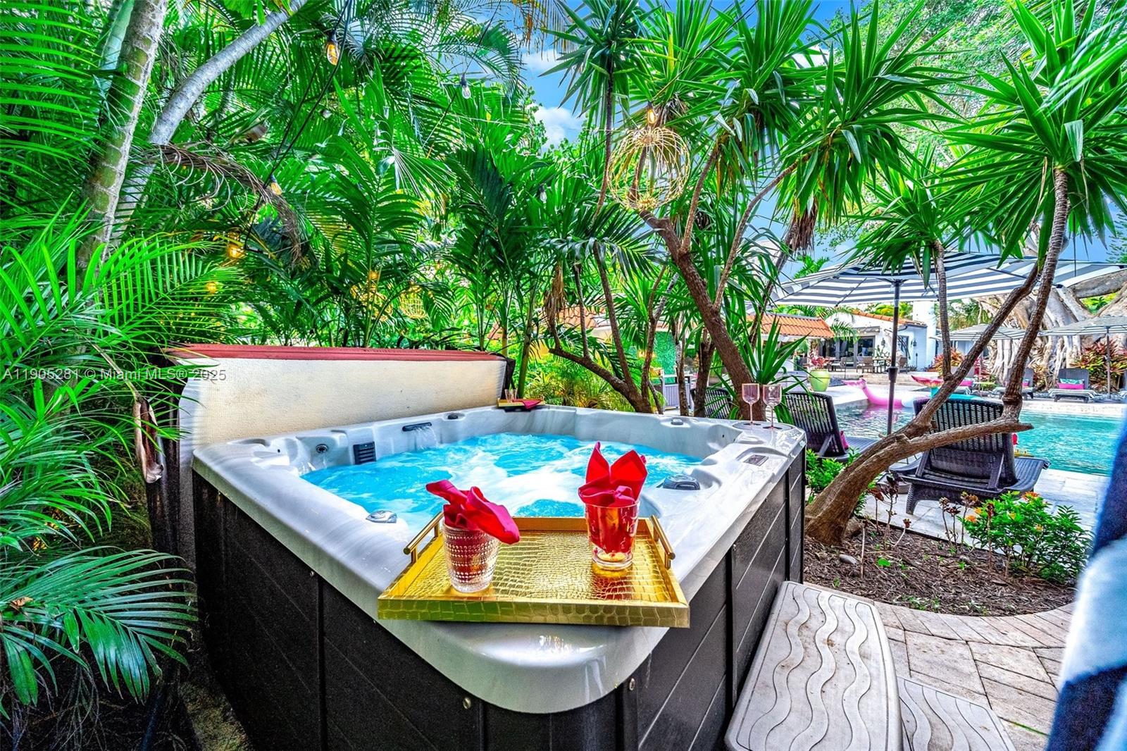 11 Sylvan Ln Fort Lauderdale, FL 33316