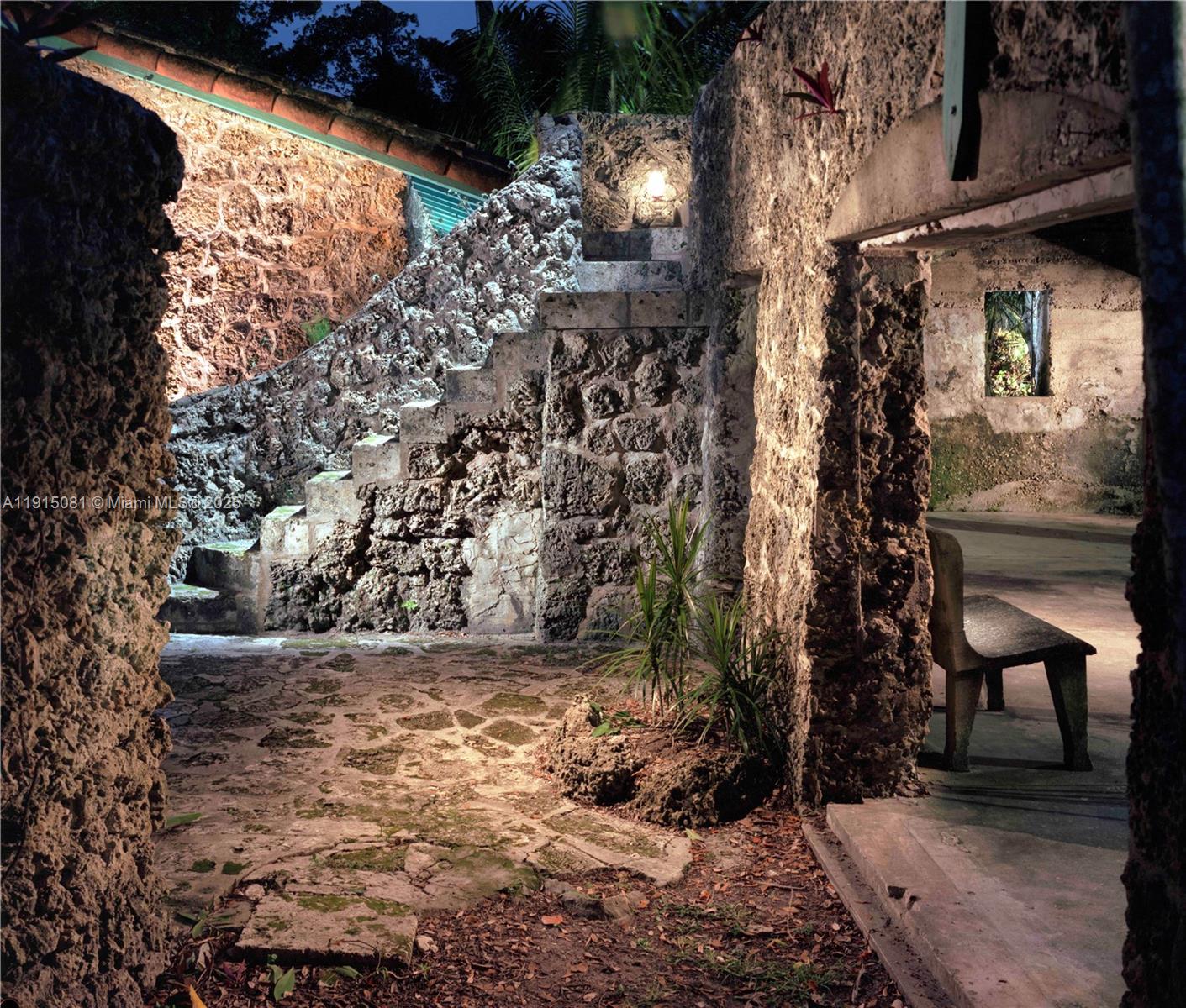 1301 Milan Ave Cottage # 4th Coral Gables, FL 33134