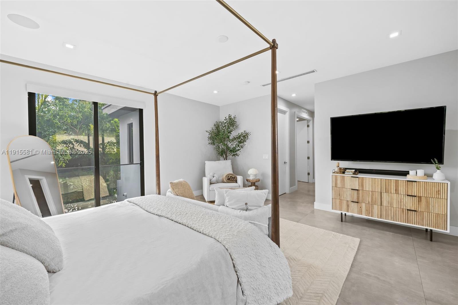 624 N Victoria Park Rd Fort Lauderdale, FL 33304