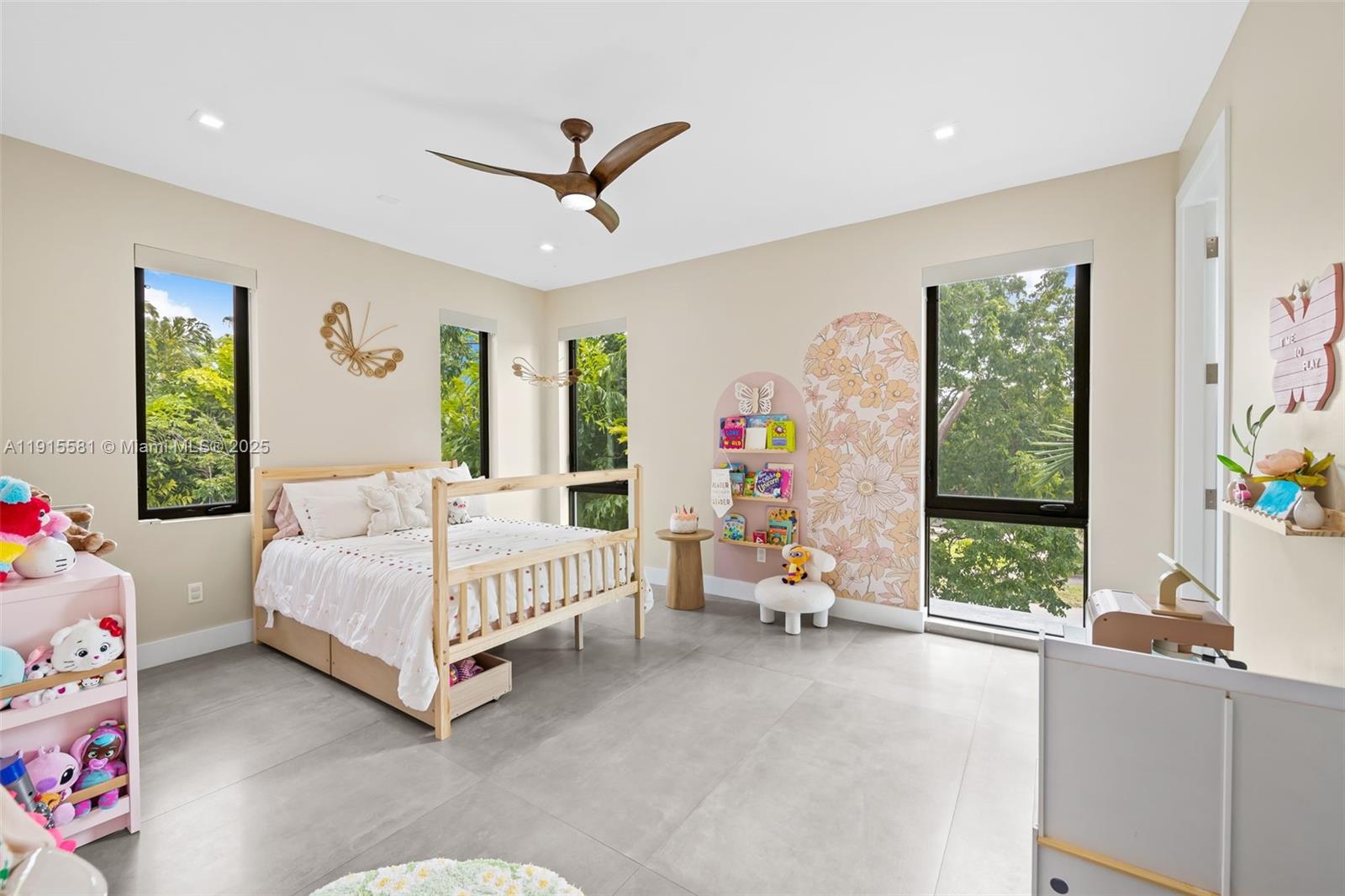 624 N Victoria Park Rd Fort Lauderdale, FL 33304