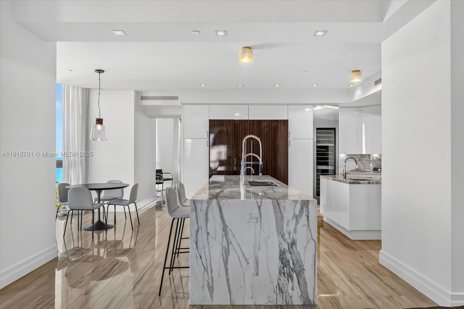 image Mansions At Acqualina9