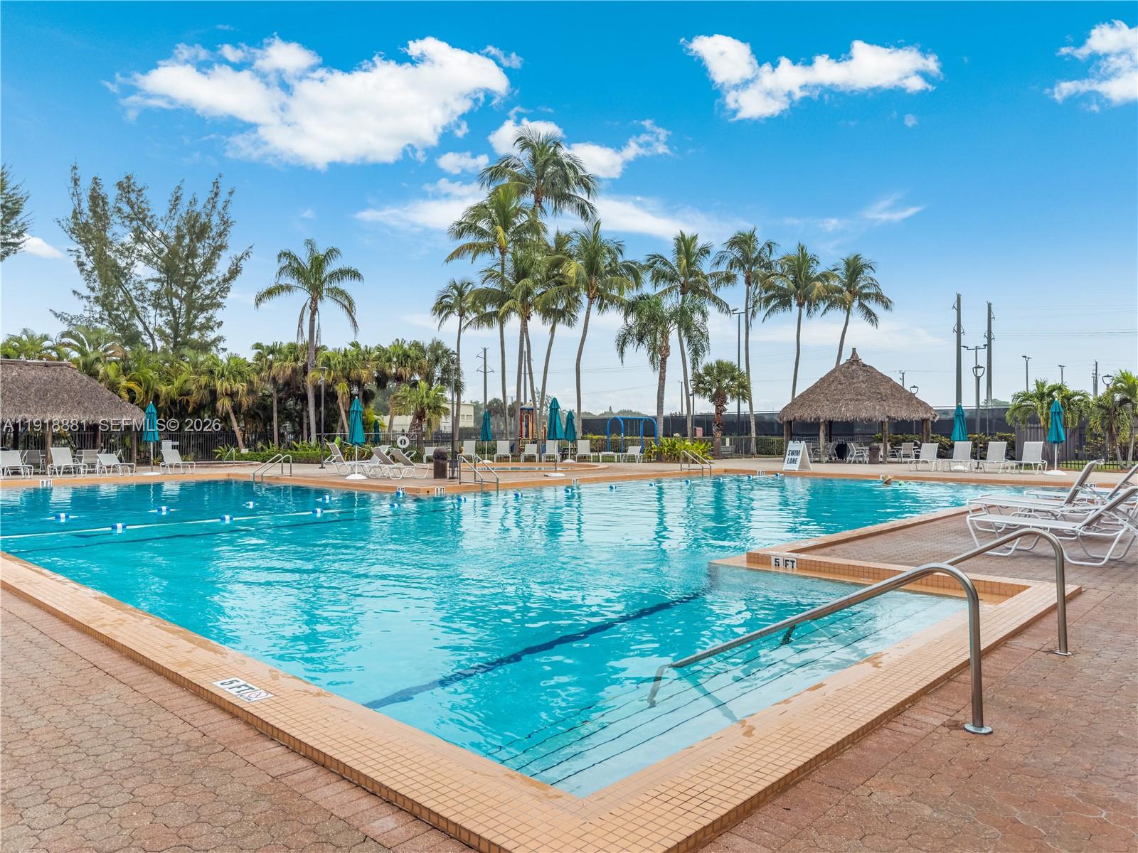 7827 SW 106th Cir #7827 Miami, FL 33173