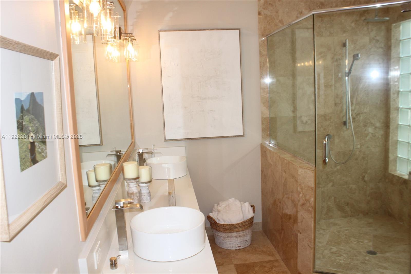 2524 Bay Pointe Ct #2524 Weston, FL 33327