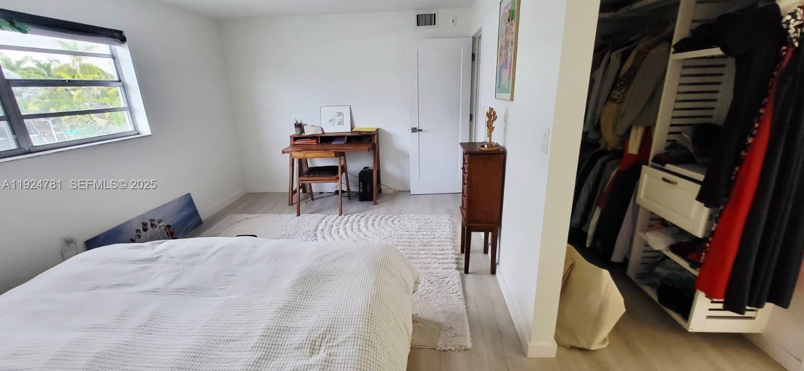 1605 Meridian Ave #401 Miami Beach, FL 33139