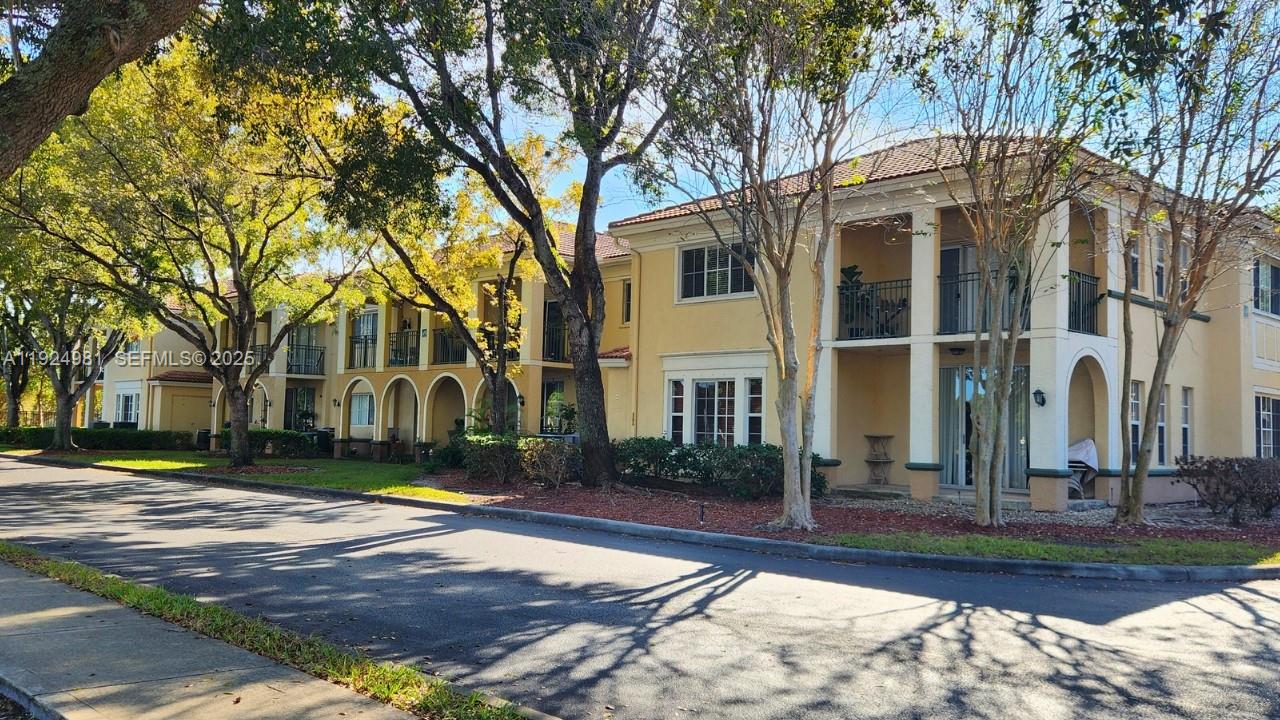 2557 Centergate Dr #101 Miramar, FL 33025