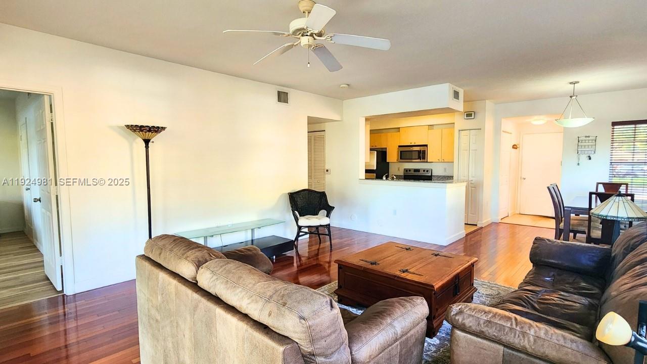 2557 Centergate Dr #101 Miramar, FL 33025