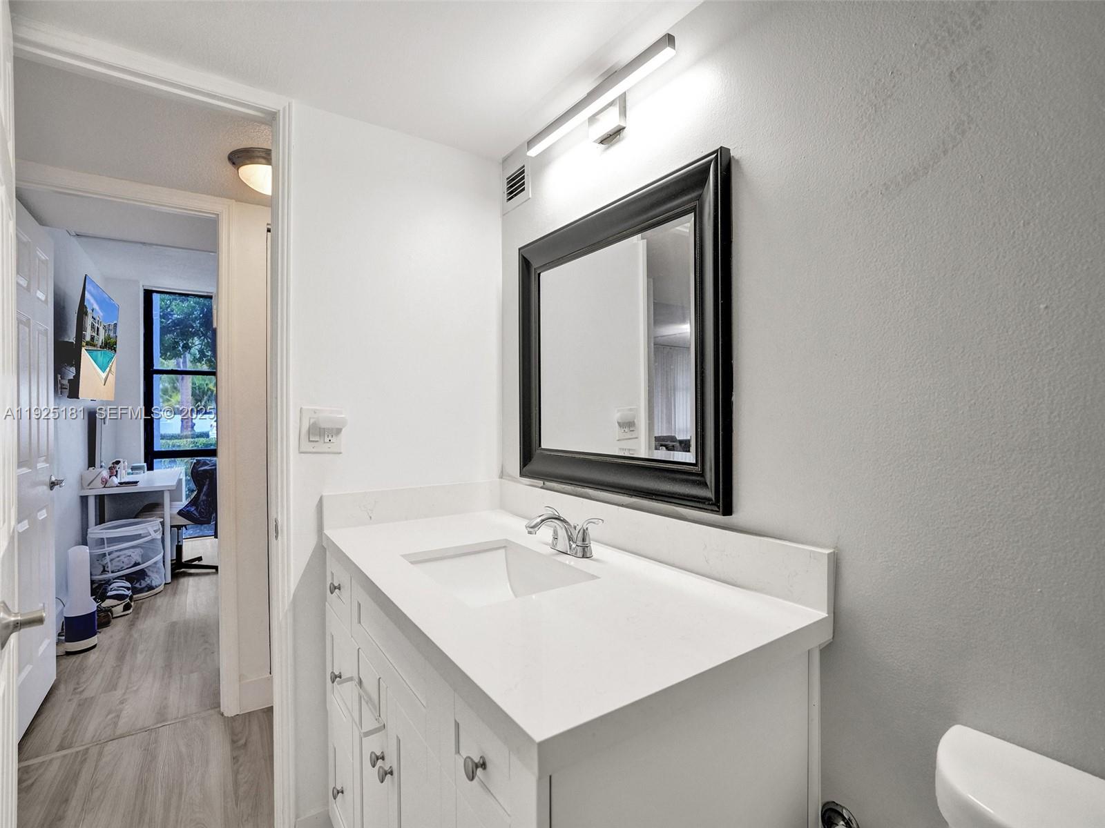 800 Parkview Dr #131 Hallandale Beach, FL 33009