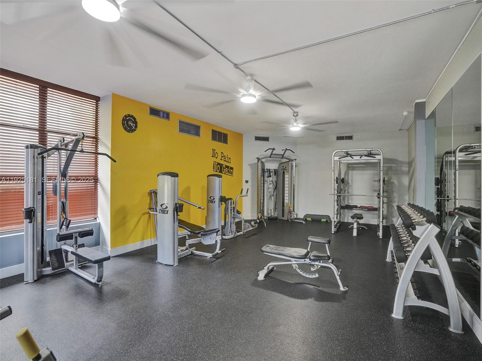 800 Parkview Dr #131 Hallandale Beach, FL 33009