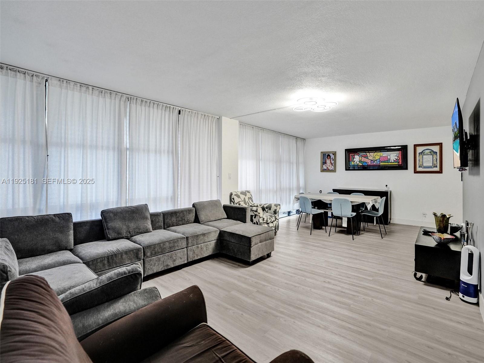 800 Parkview Dr #131 Hallandale Beach, FL 33009