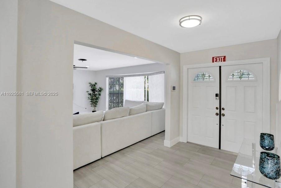 5500 Buchanan St Hollywood, FL 33021