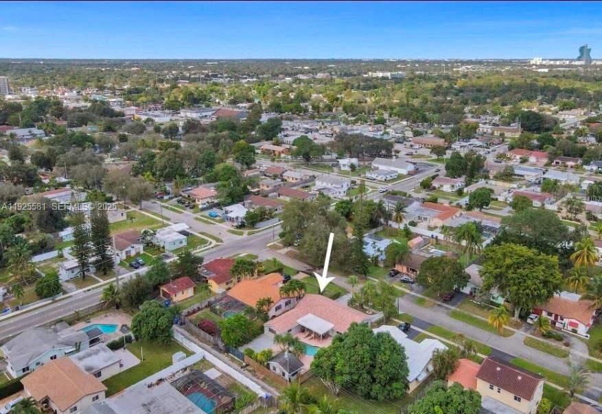 5500 Buchanan St Hollywood, FL 33021