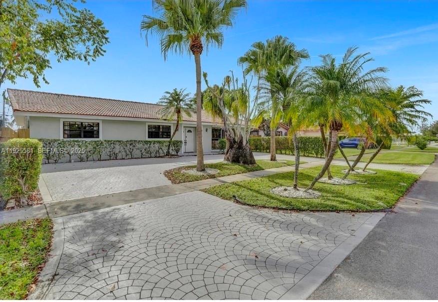 5500 Buchanan St Hollywood, FL 33021