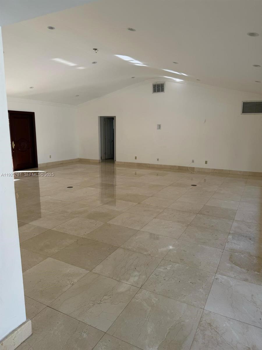 2015 Arch Crk Dr #hse North Miami, FL 33181