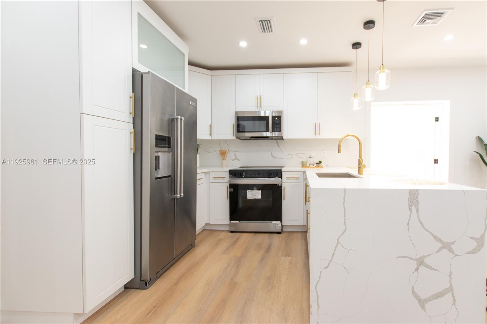 6210 Kimberly Blvd North Lauderdale, FL 33068