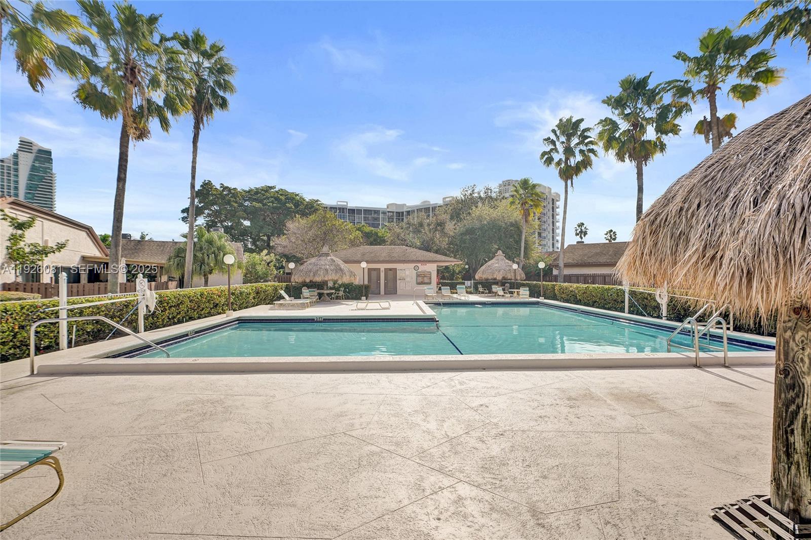 531 Leslie Dr Hallandale Beach, FL 33009