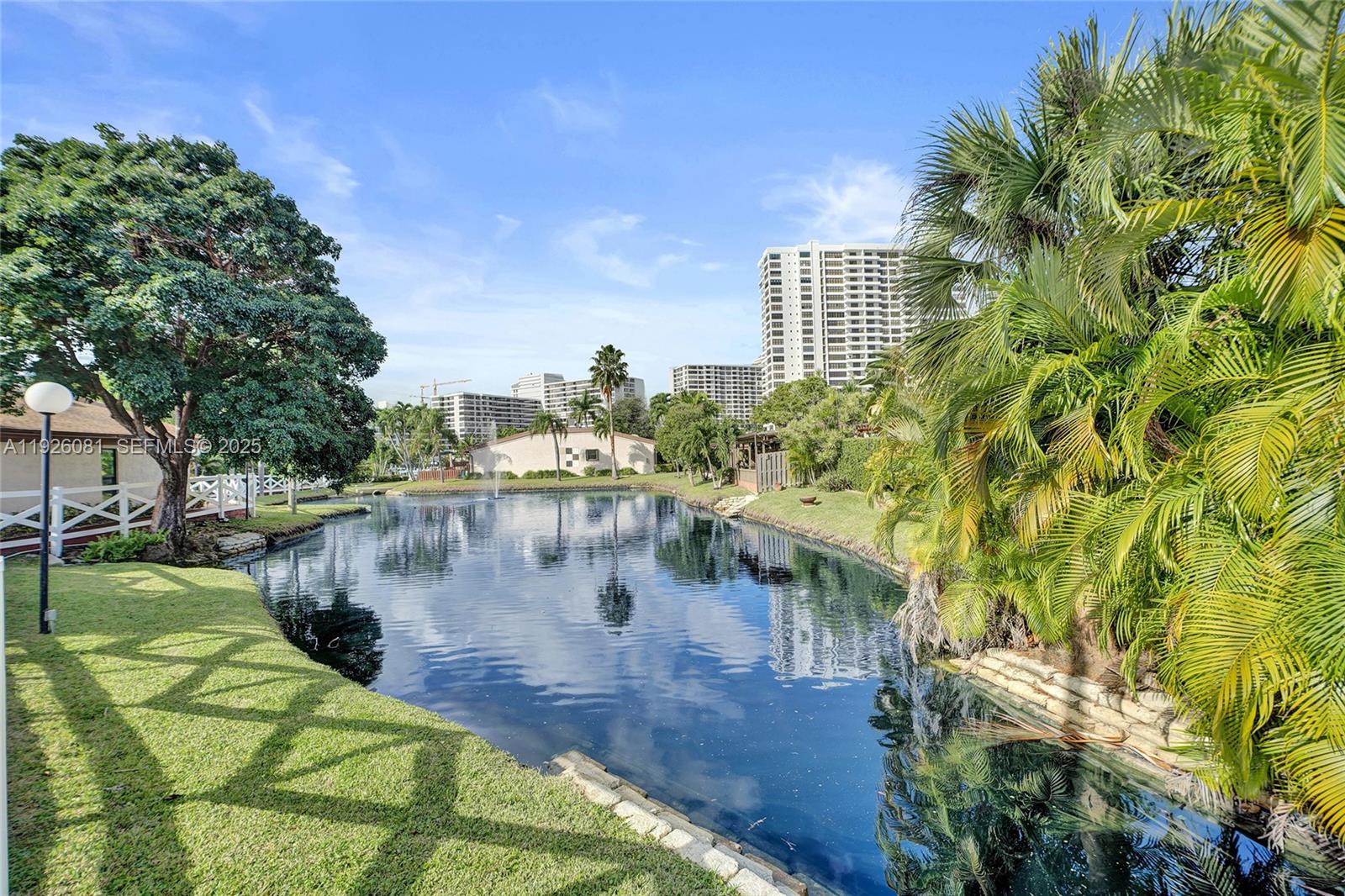 531 Leslie Dr Hallandale Beach, FL 33009