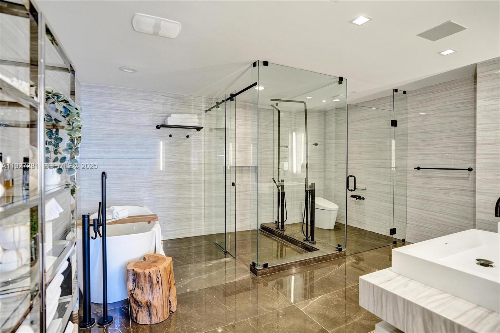 2200 N Ocean Blvd #S1701 Fort Lauderdale, FL 33305