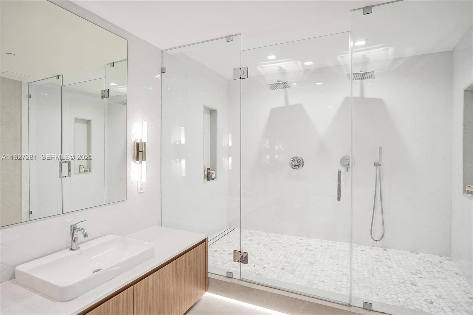 2200 N Ocean Blvd #S1701 Fort Lauderdale, FL 33305