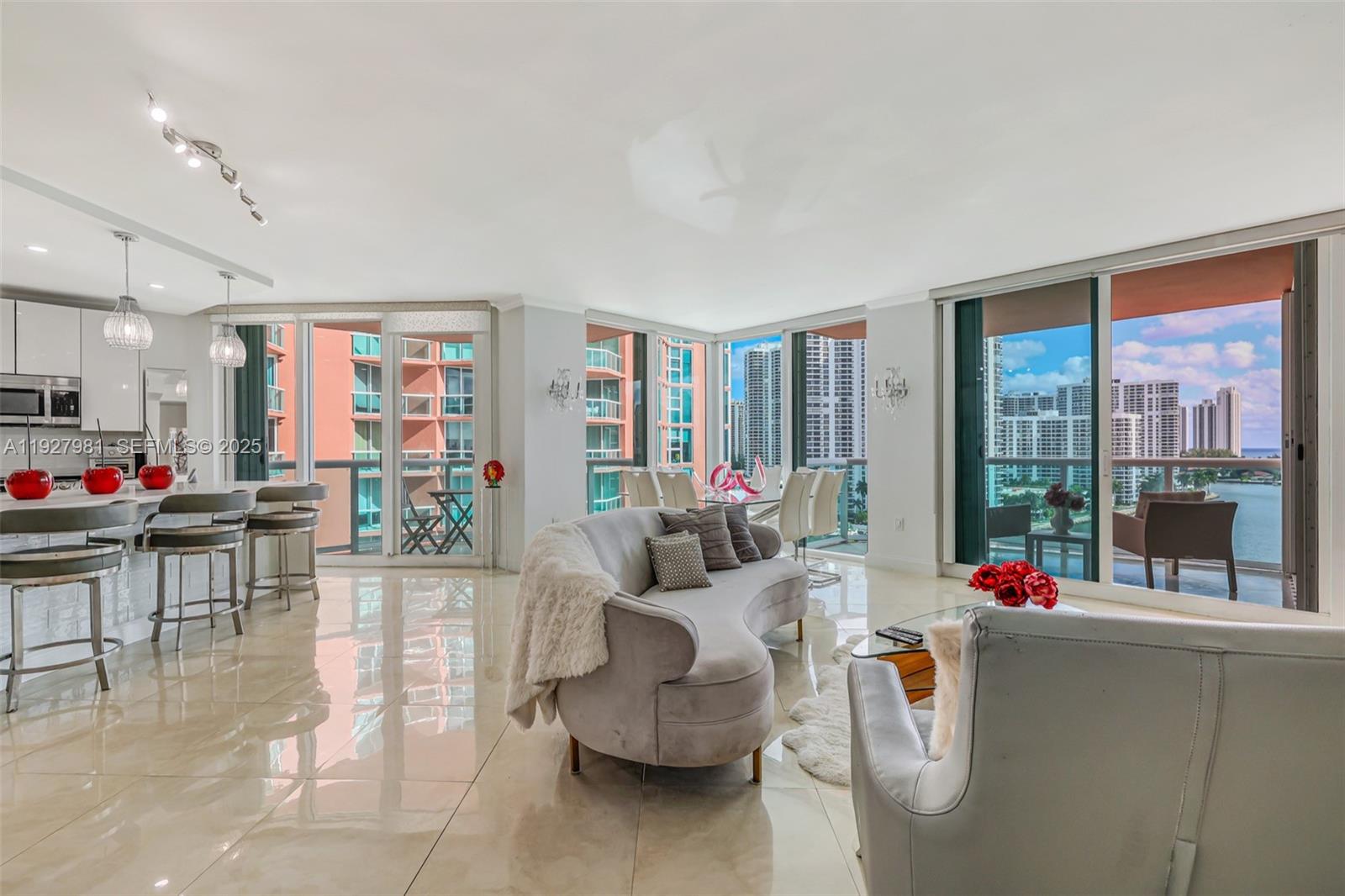 3370 Hidden Bay Dr #1207