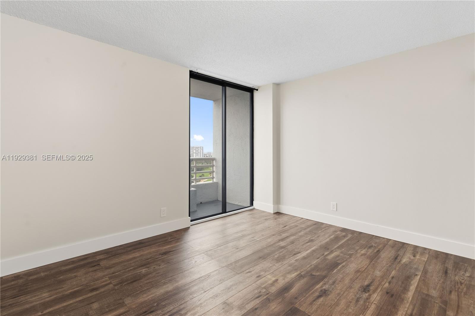 3300 NE 192nd St #LP06 Aventura, FL 33180